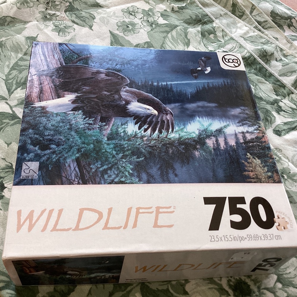 Puzzle wildlife 750 pieces wings of freedom 23.5 by 15.5 inches sure-lox
